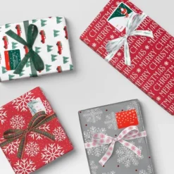 50ct Christmas Endcap Peel And Stick Gift Tags Red/Green/White - Wondershop™