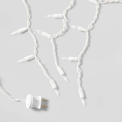 70ct LED Christmas Icicle Lights Cool White With White Wire - Wondershop™ 6 70ct LED Christmas Icicle Lights Cool White With White Wire - Wondershop™ - Image 4