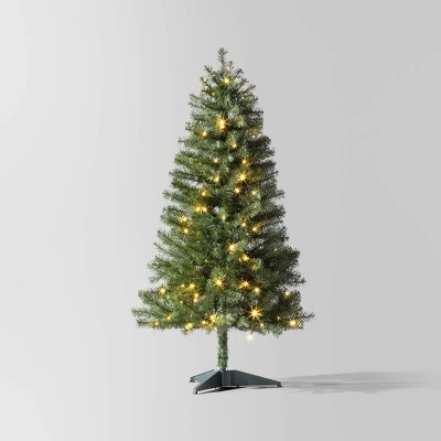 Pre-Lit LED Alberta Spruce Artificial Christmas Tree - Wondershop™ 8 Pre-Lit LED Alberta Spruce Artificial Christmas Tree - Wondershop™ - Image 6